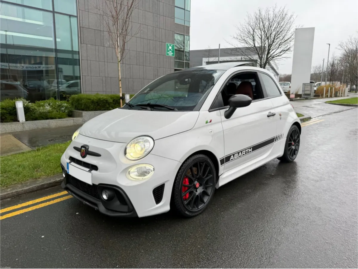 Abarth 595 Competizione - Image 2