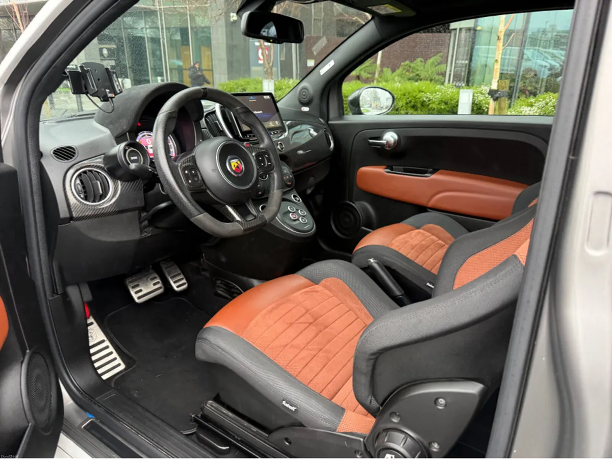 Abarth 595 Competizione - Image 4