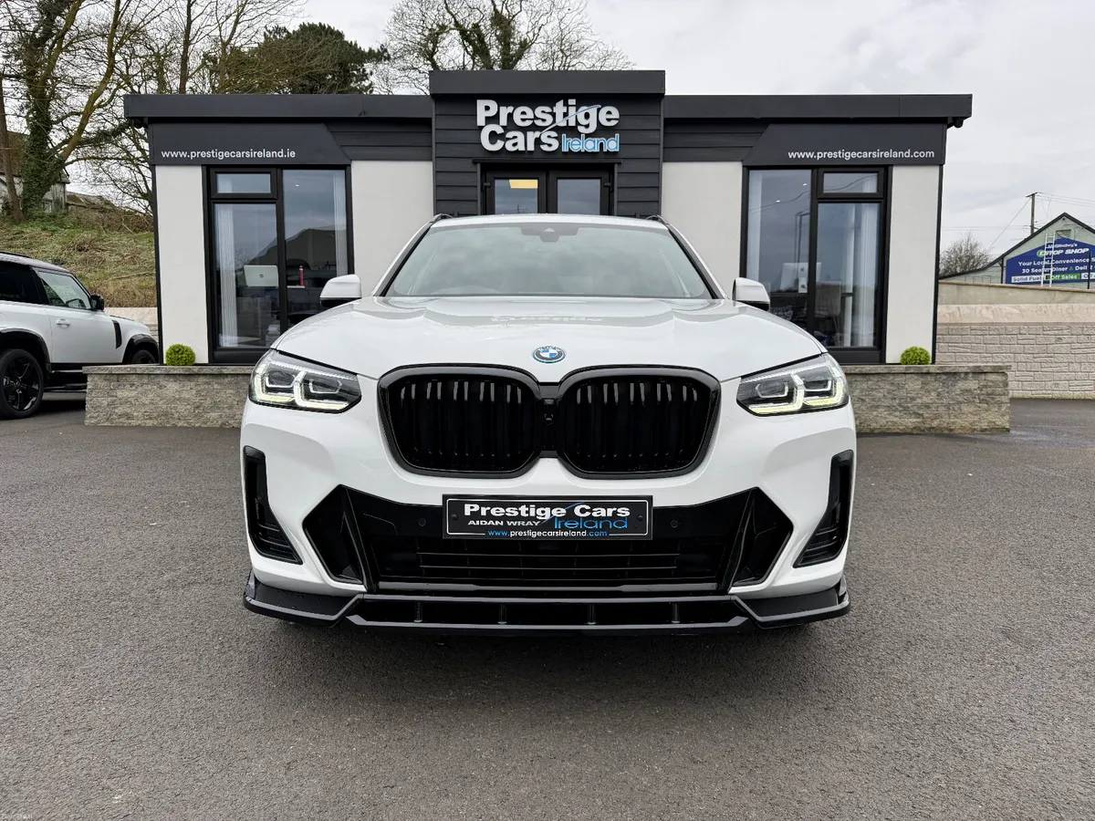 221 BMW X3 30E M SPORT AUTO,BODY KIT,ALPINE WHITE - Image 2