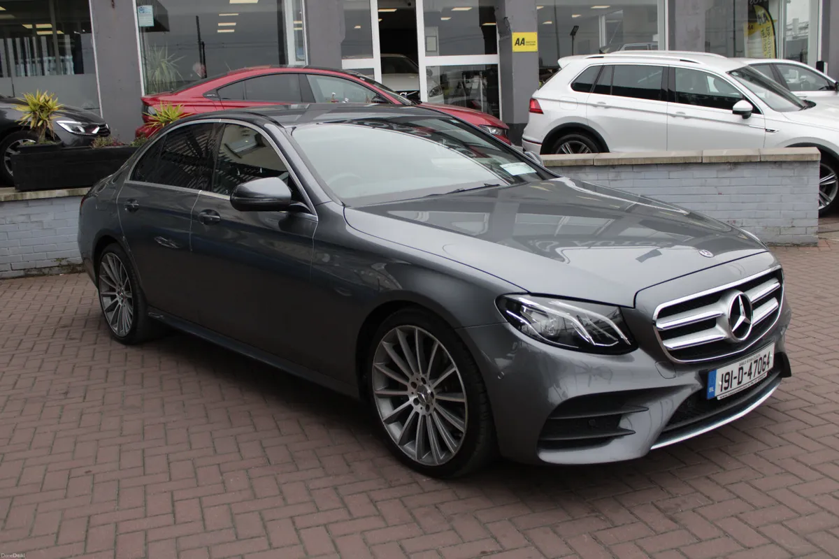 E220D AVANTGARDE 2.0 5DR SALOON AUTOMATIC - Image 2