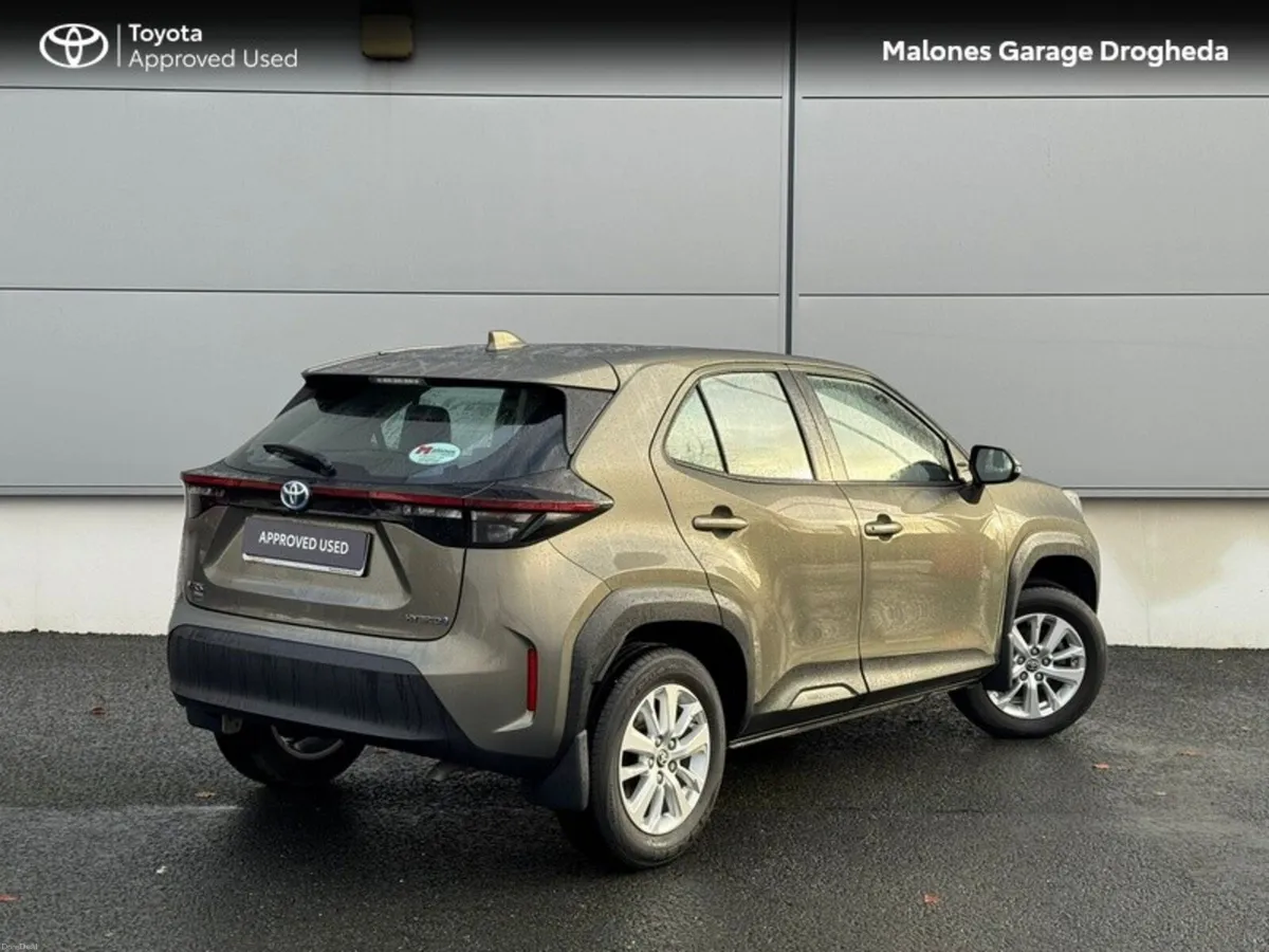 Toyota Yaris Cross 1.5 Hybrid Luna Call Now 041 98 - Image 2
