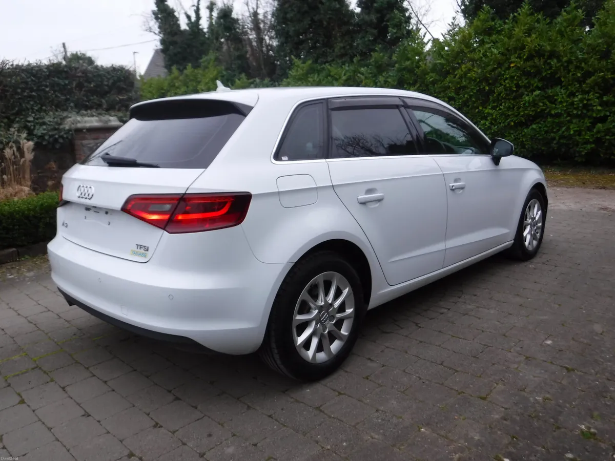 AUDI A3 1.4TFSI AUTO SPORTBACK LOW MILEAGE - Image 3