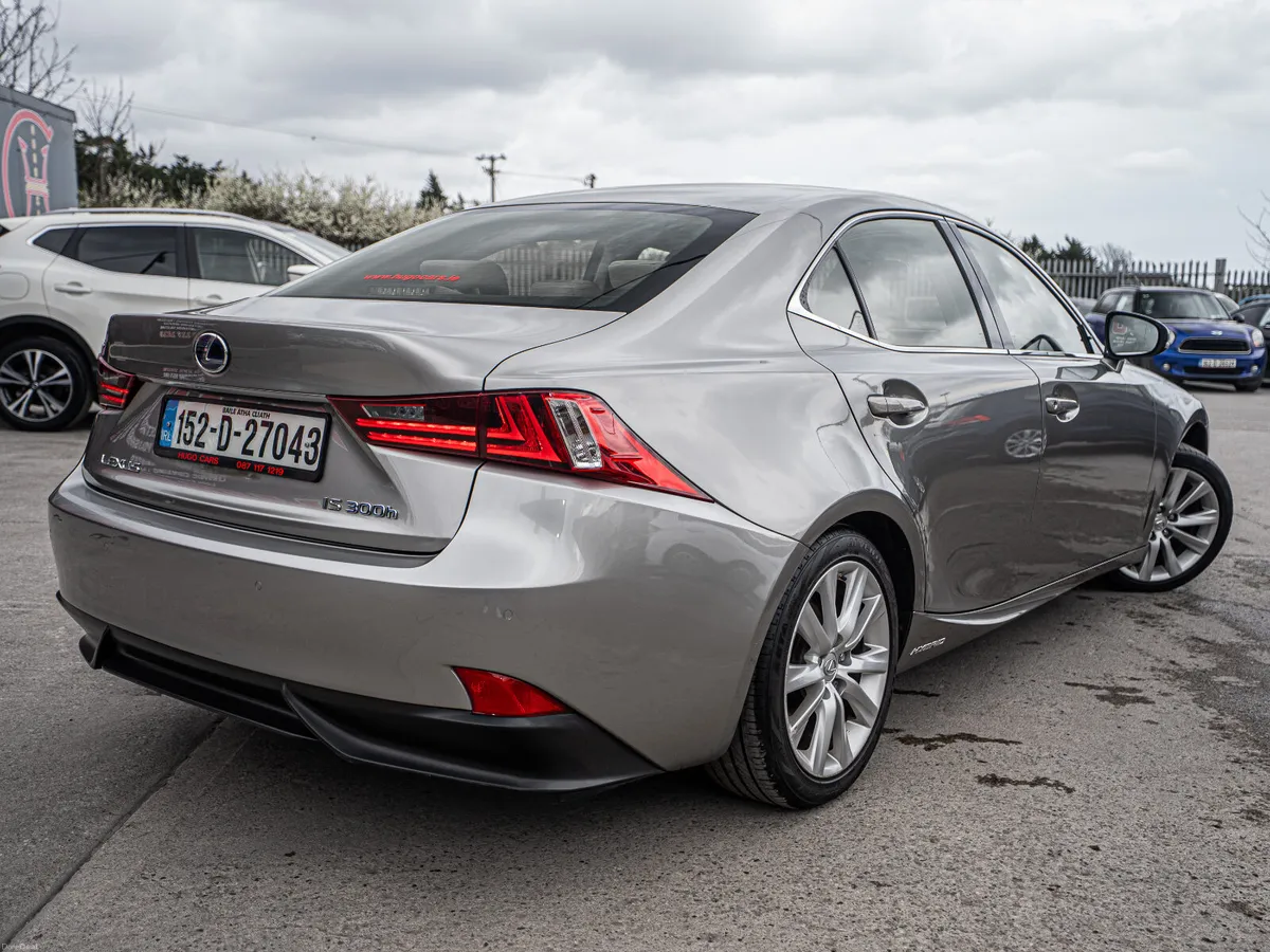 152 Lexus IS300 Exec/Low mls/New NCT/1yr warranty - Image 2