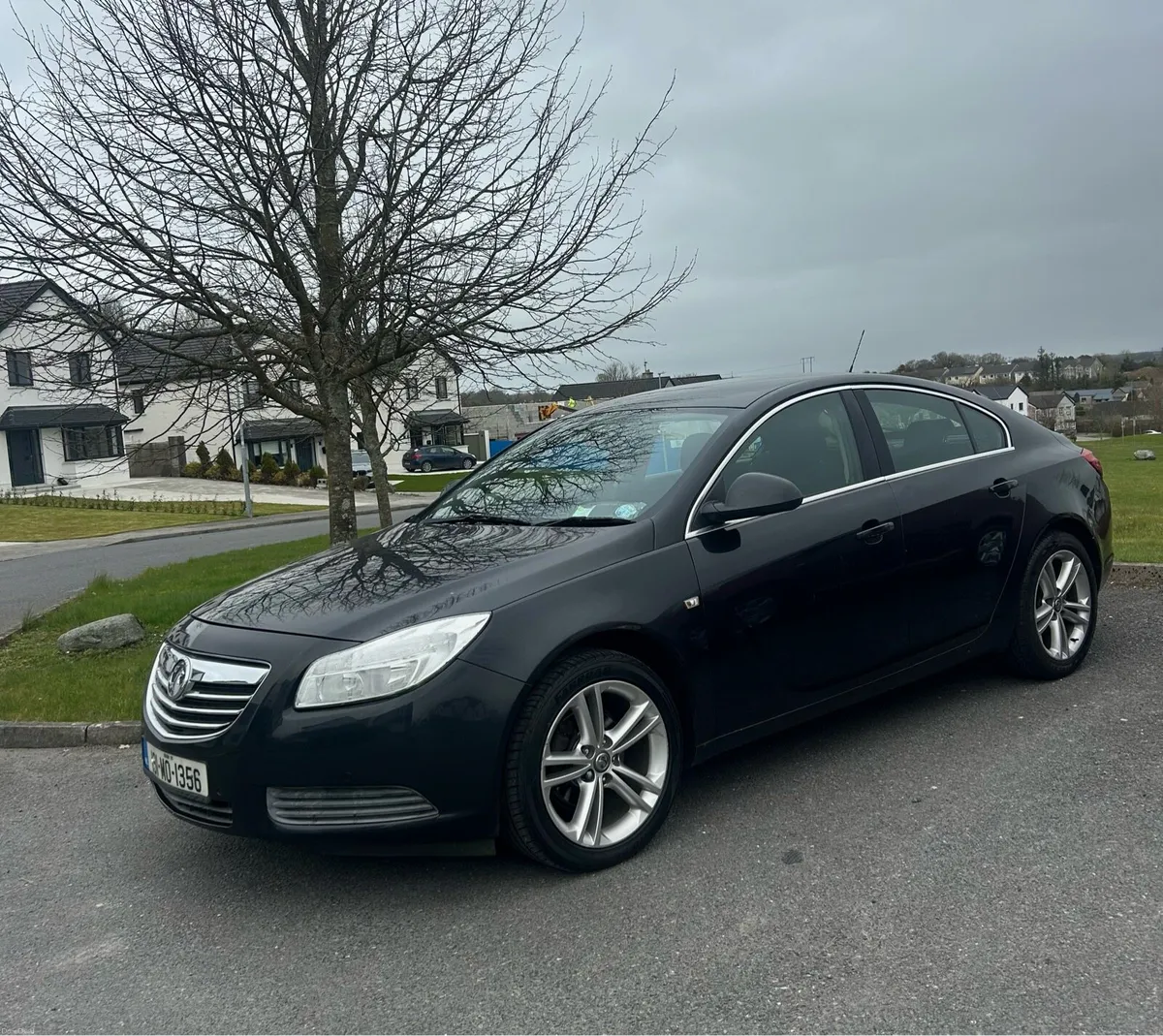131 Vauxhall Insignia NCT 12/26 - Image 1