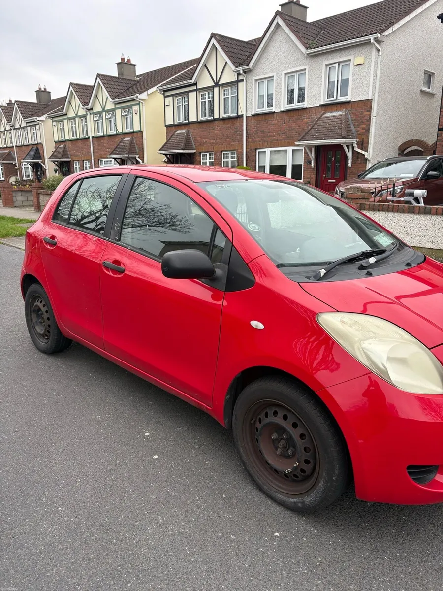 Toyota Yaris - Image 2