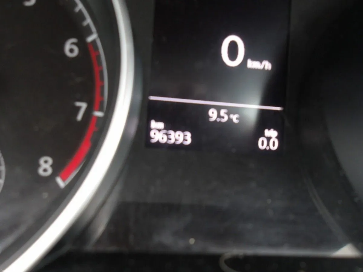 Volkswagen Golf  SPORTS 1.0 TSI  *NCT 7/26* - Image 4