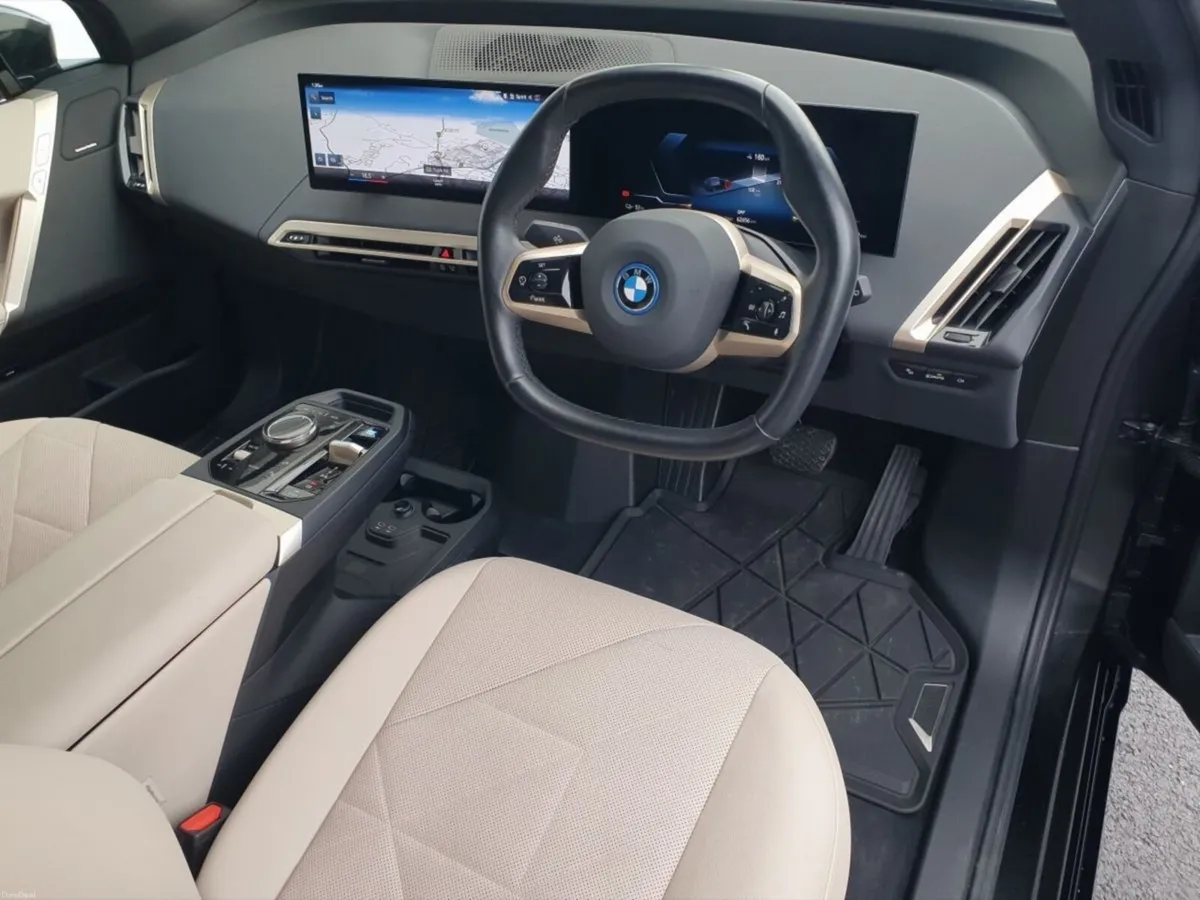 BMW iX xDrive40 M Sport - Image 6