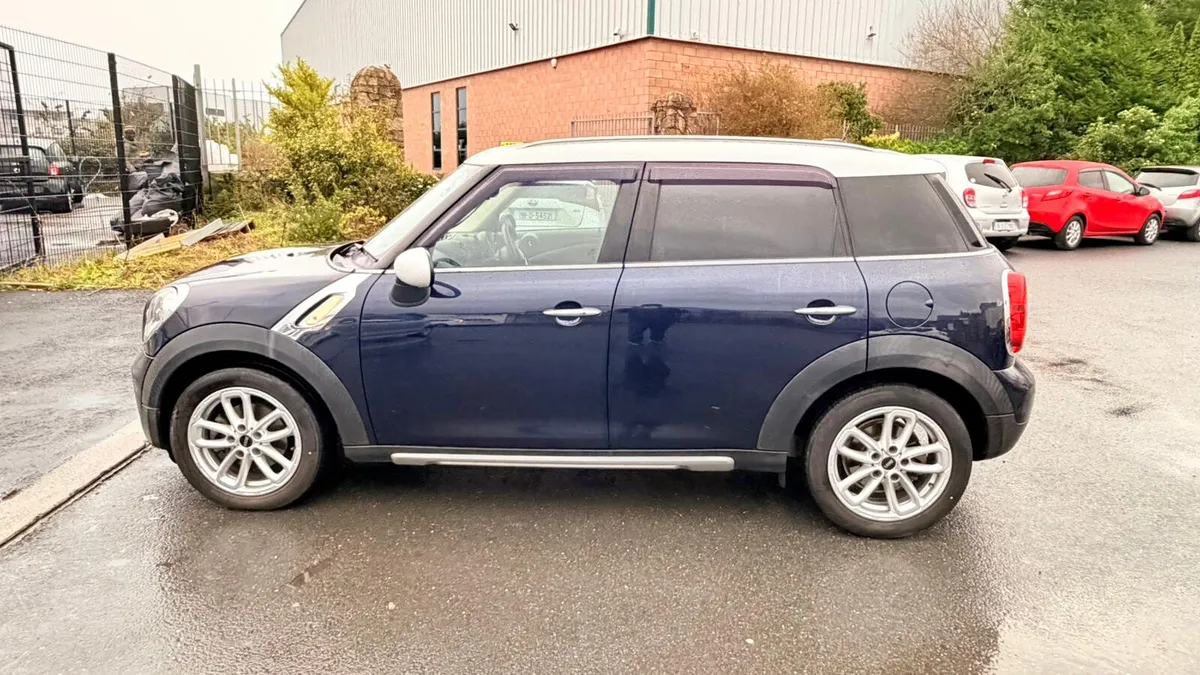 Mini cooper Crossover 2015 1.99L - Image 5