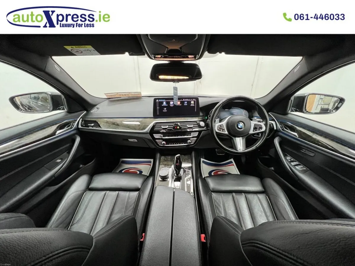 BMW 5-Series BMW 5 Series Hybrid M-SPORT - Image 2