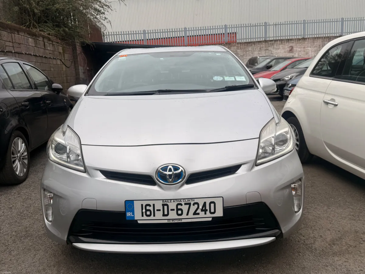 Toyota Prius 2016  hybrid automatic - Image 2