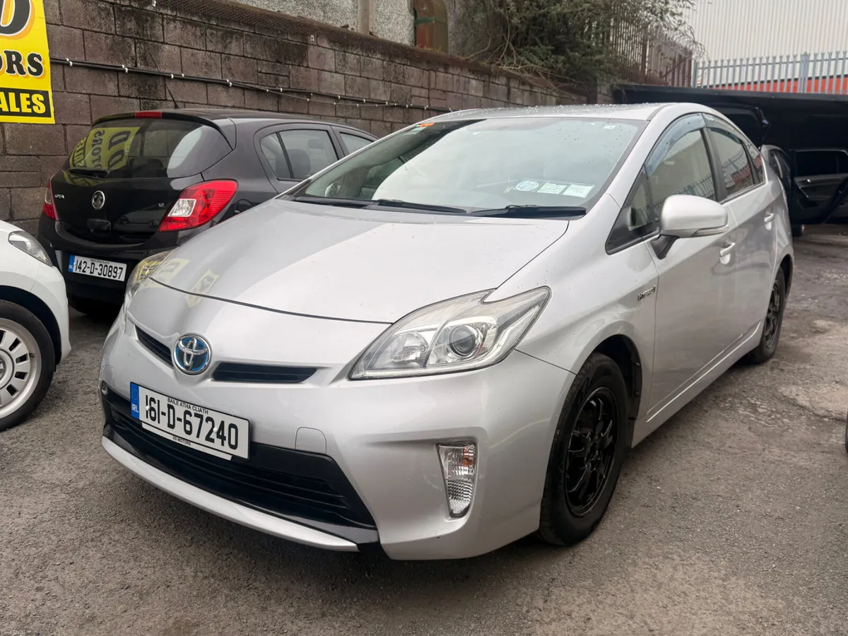 Toyota Prius 2016  hybrid automatic - Image 1