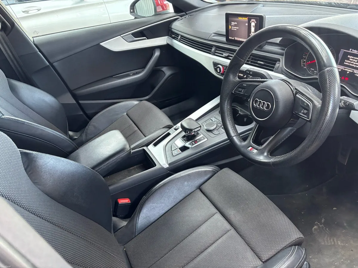 Audi A4 S-Line Auto 2017 - Image 4