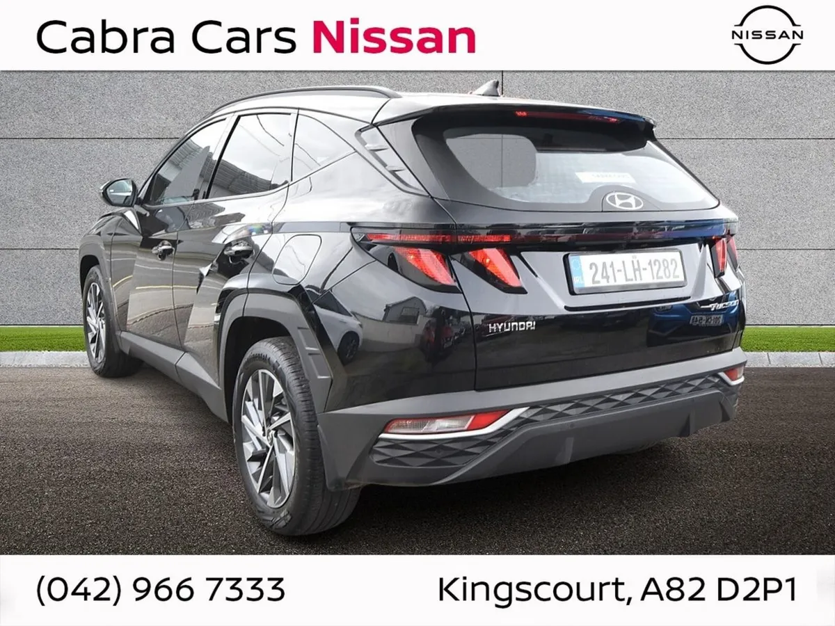 Hyundai Tucson 2WD Executive - Image 2