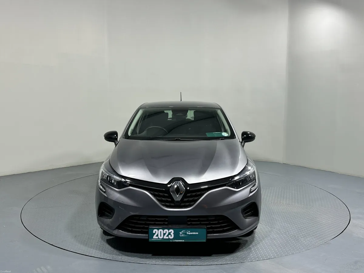 Renault Clio Equilibre 1.0 Petrol 231 - Image 2