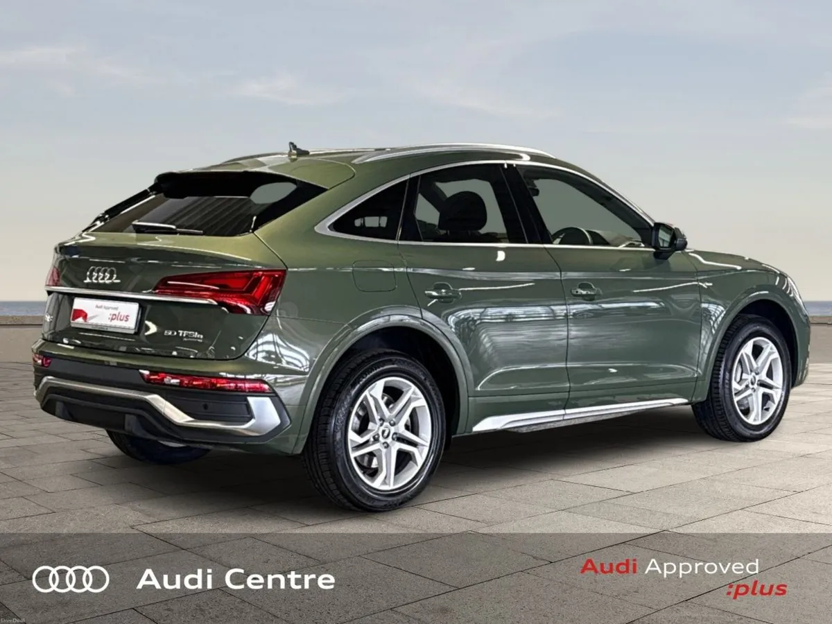 Audi Q5 50 TFSI e 299HP S tronic quattro S Line - Image 3