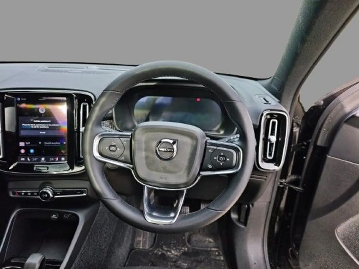 Volvo EX40 ULTRA BLACK EDITION *JUST IN* €115 PER - Image 4