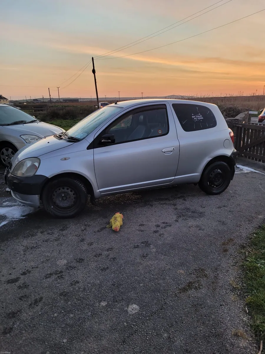 Toyota Yaris - Image 3