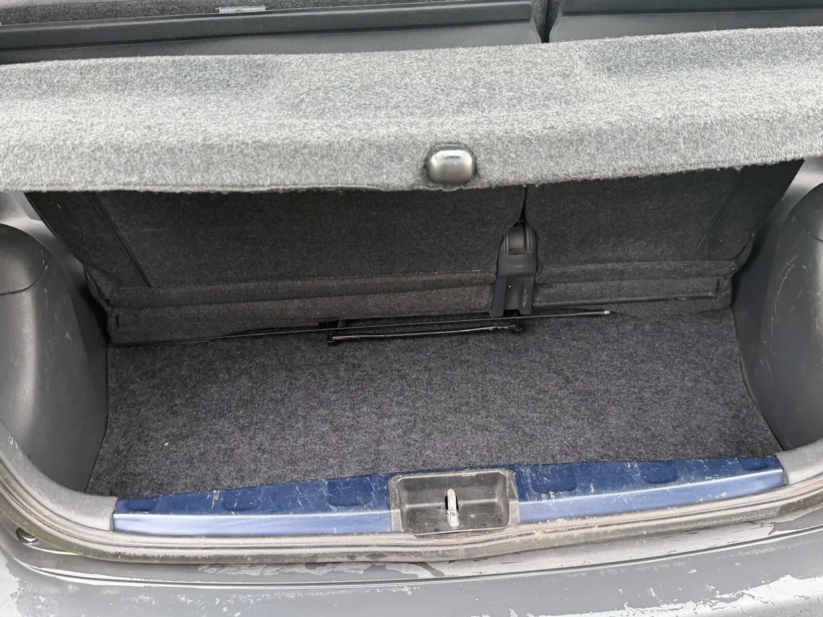 Toyota Yaris - Image 3