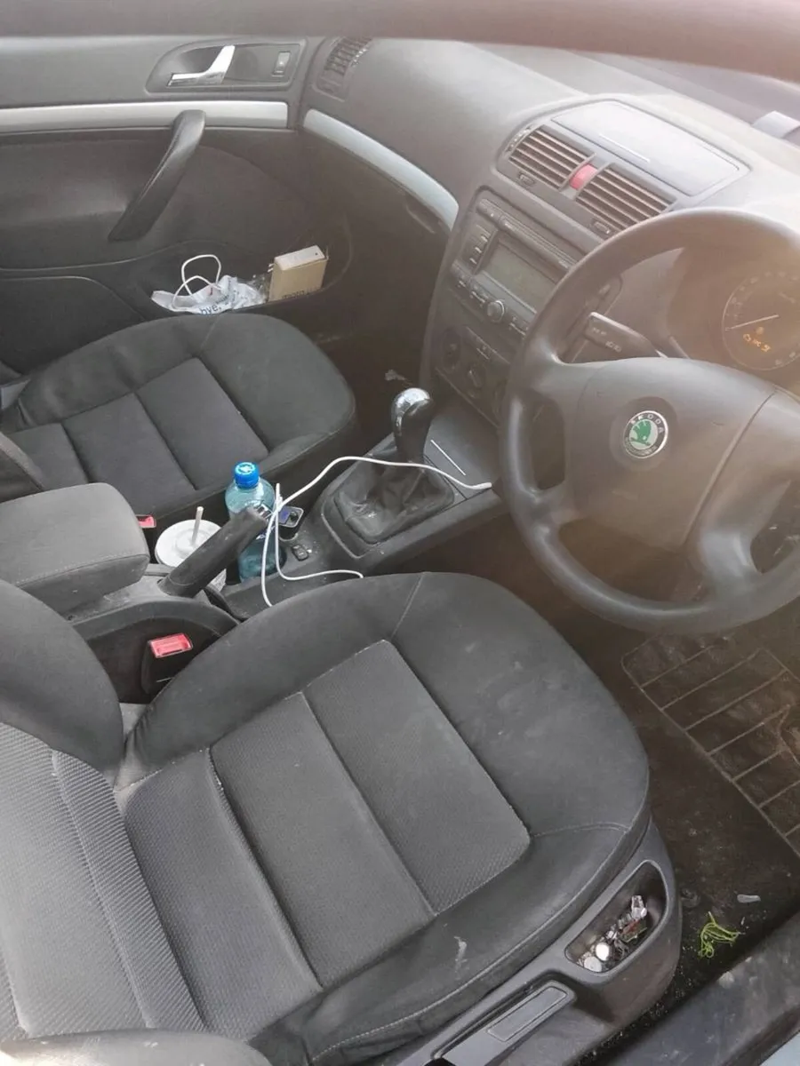Skoda Octavia 1.4 - Image 2