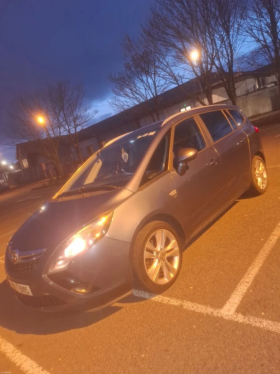Vauxhall Zafira 2013 AUTOMATIC. - Image 2
