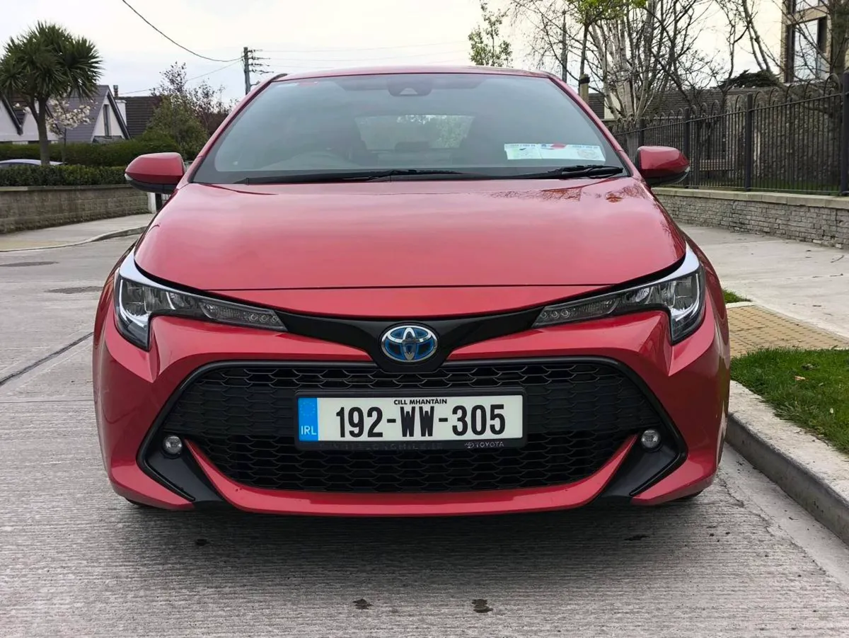2019 COROLLA LUNA HYBRID - Image 3