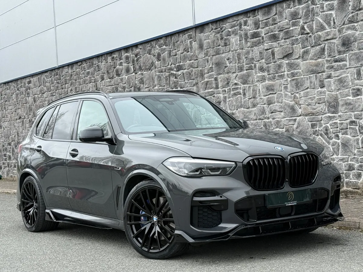 2022 BMW X5 M Sport X-Drive M Performance 45E FSH - Image 1