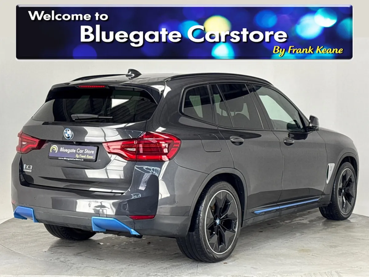 BMW iX3 PREMIER EDITION PRO**PANORAMIC SUNROOF**BL - Image 4