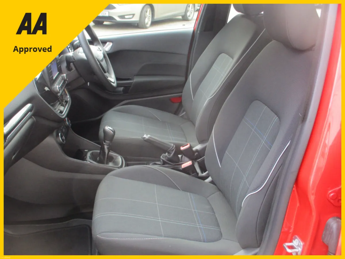 Ford Fiesta 1.1 PETROL COMES FULLY SERVICED WITH A - Image 3