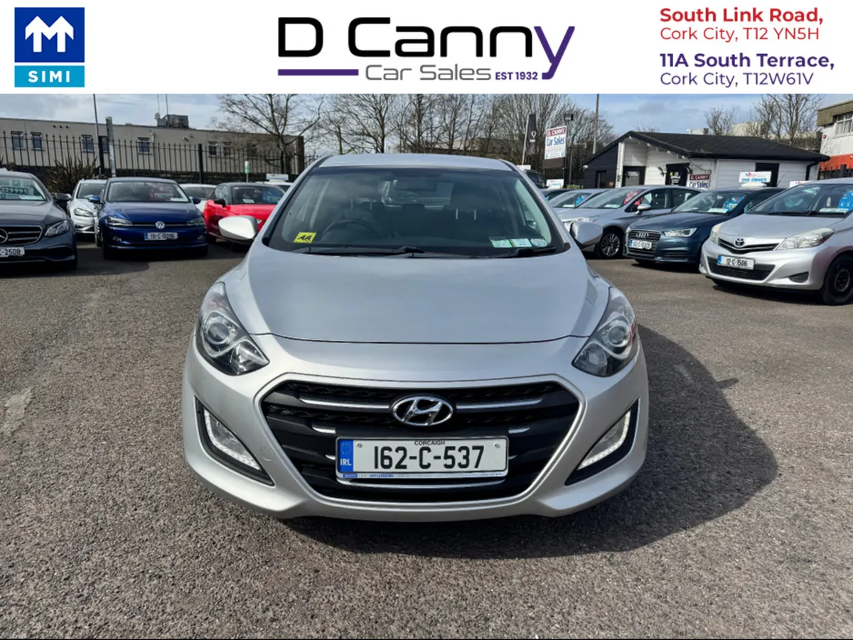Hyundai i30 1.4 PETROL CLASSIC 5DR - Image 2