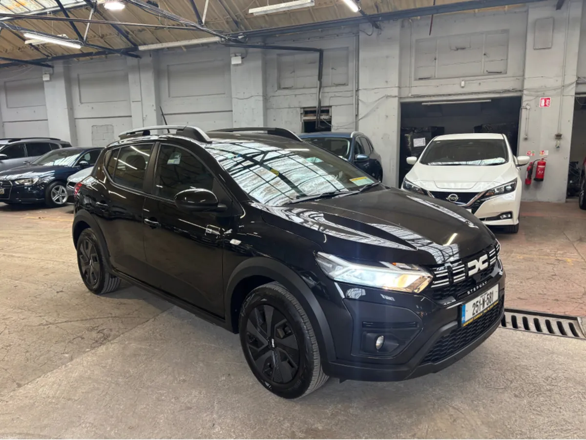 Dacia Sandero STEPWAY EXPRESSION TCE - Image 1