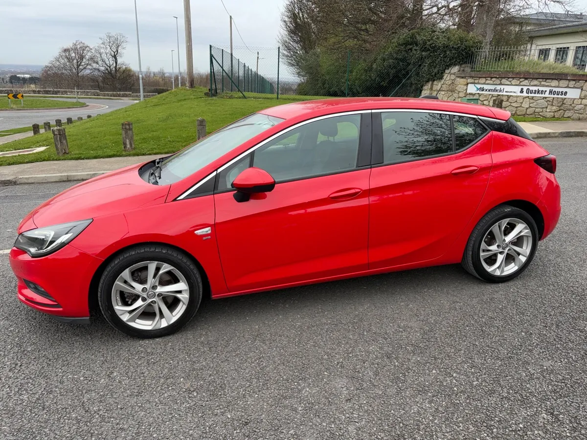 Vauxhall Astra 2016 - Image 2