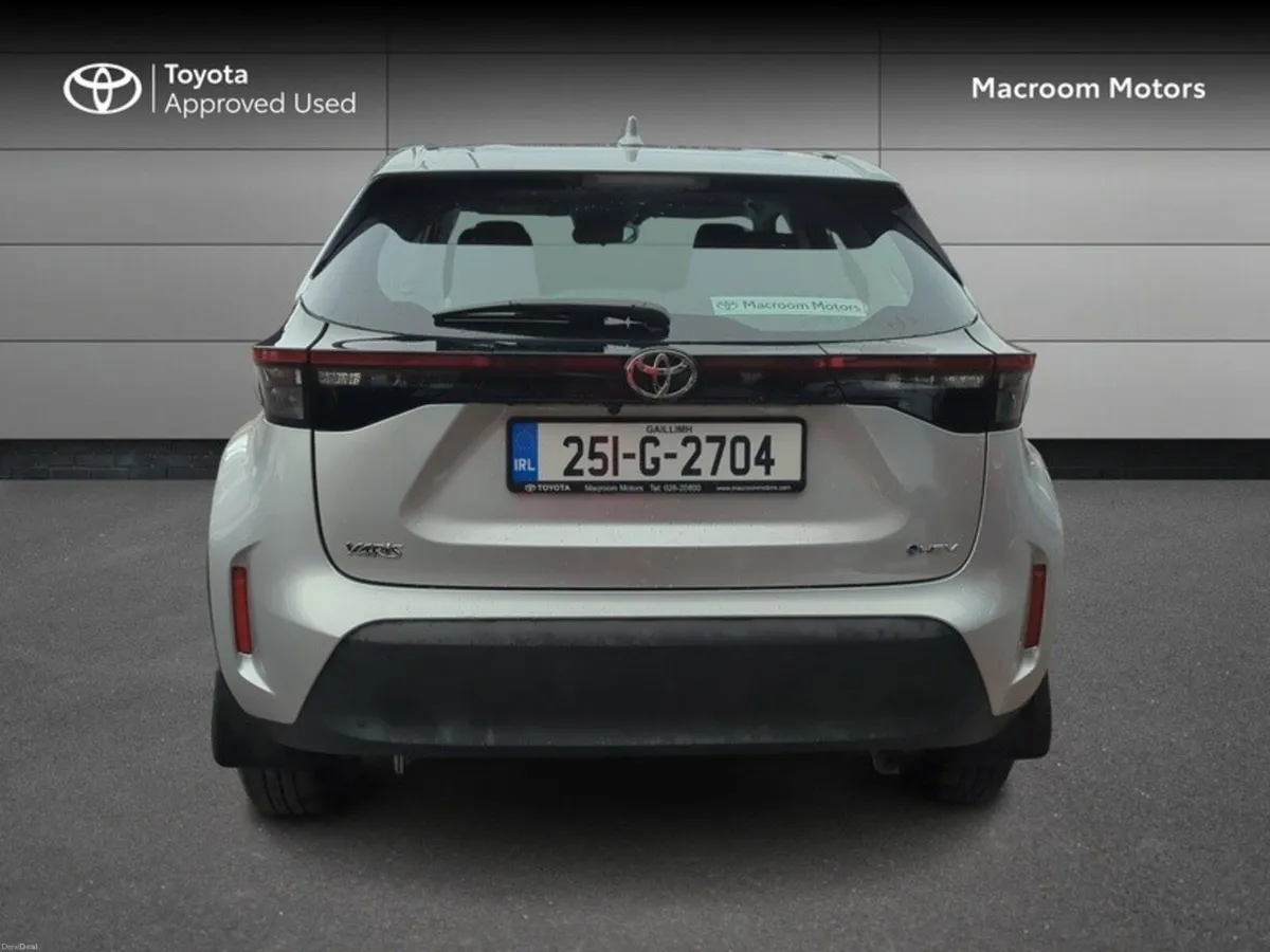 Toyota Yaris Cross YARIS CROSS LUNA - Image 4