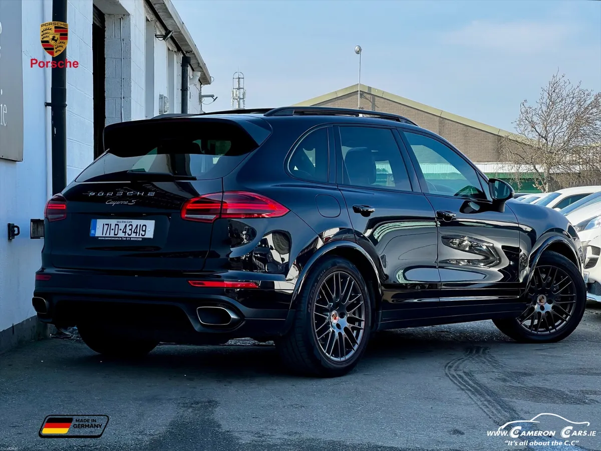 PORSCHE CAYENNE PLATINUM EDITION V6 - Image 4