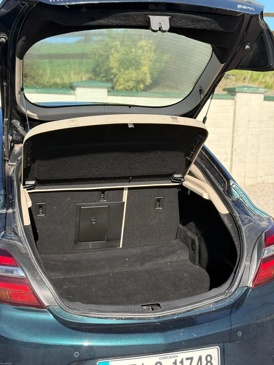 Opel Insignia *xeon headlights needed - Image 4