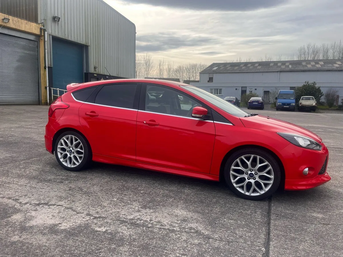 Ford Focus Zetec 1.0 125 EcoBoost - Image 1