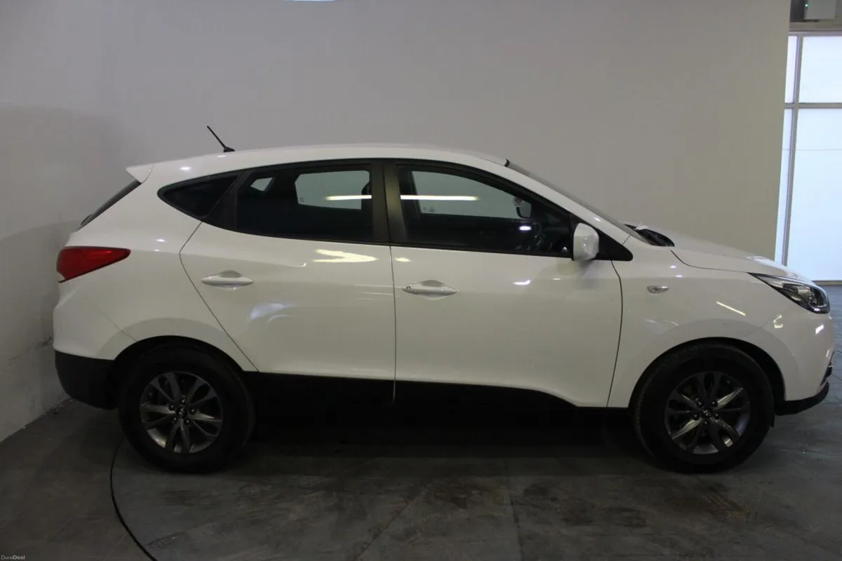 Hyundai ix35 1.7 Diesel S - TENDER 8 - CLUTCH HEAV - Image 3