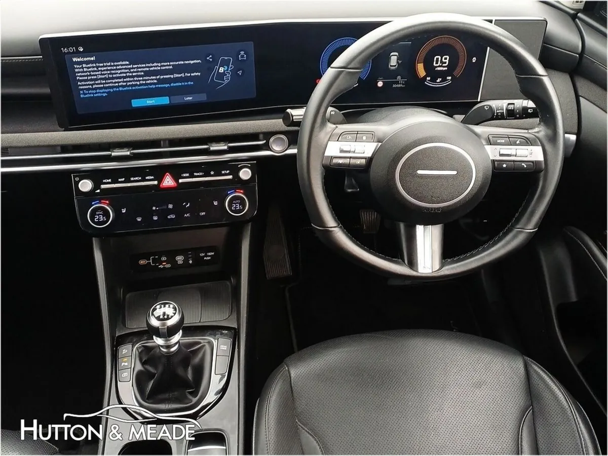 Hyundai Tucson Executive FL 1.6 Diesel 5dr - Image 4