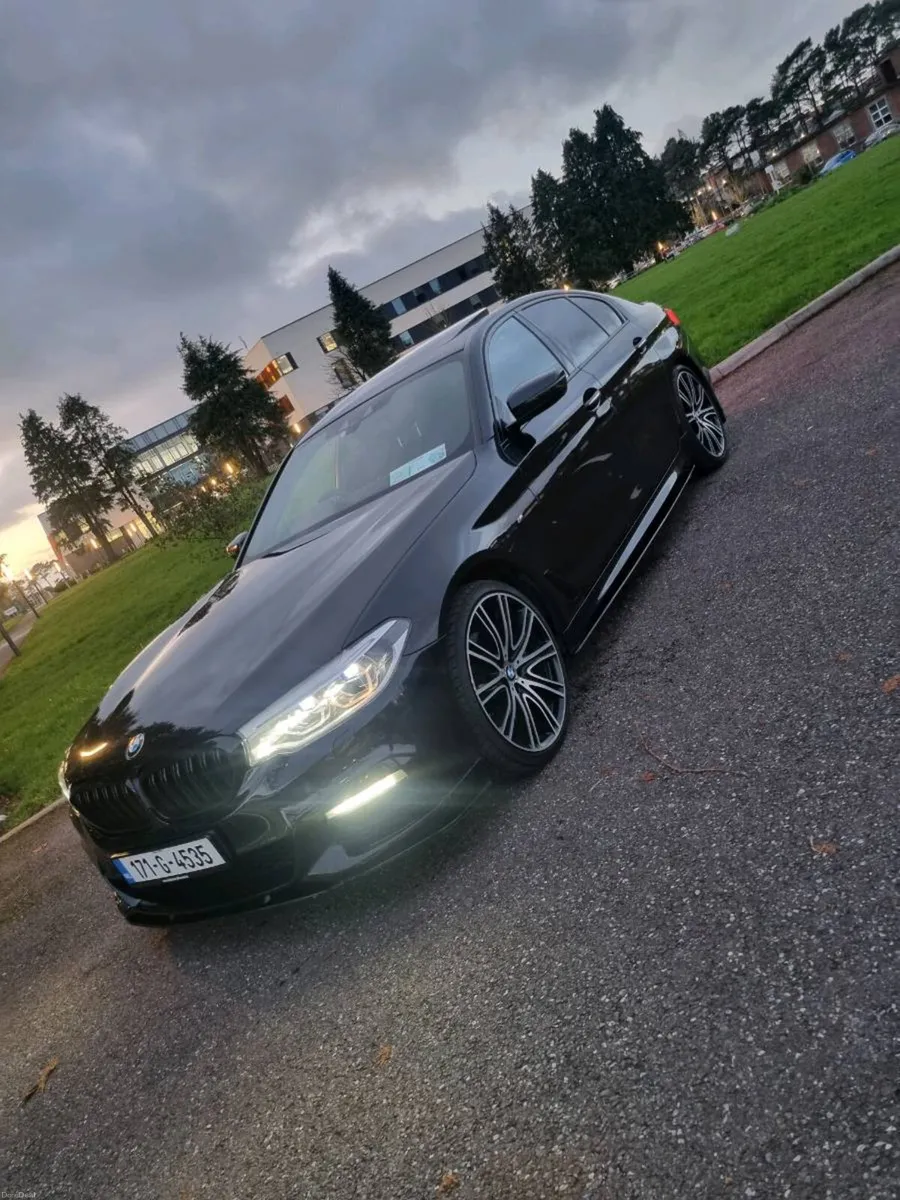 Bmw 530d 2017 Sunroof - Image 1