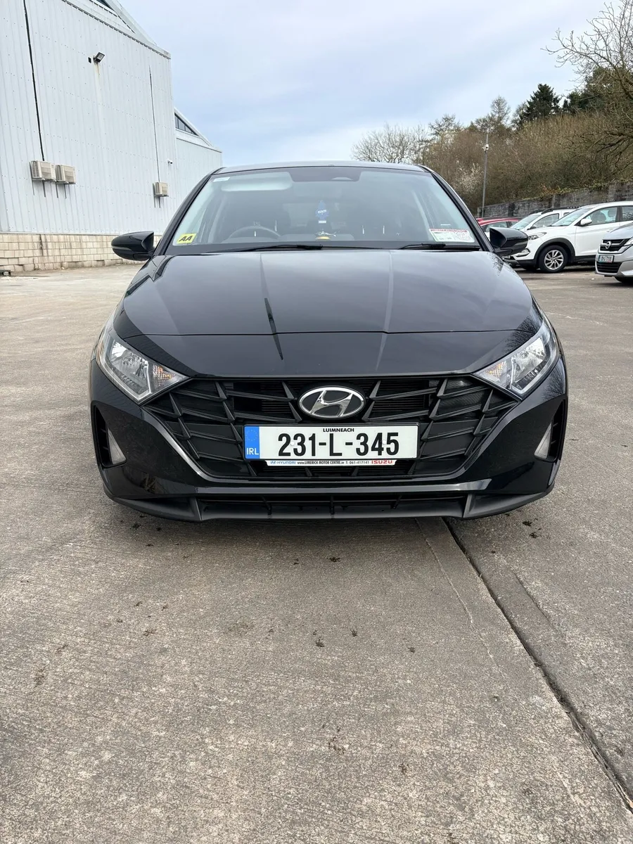 Hyundai I20 Deluxe Plus - Image 2
