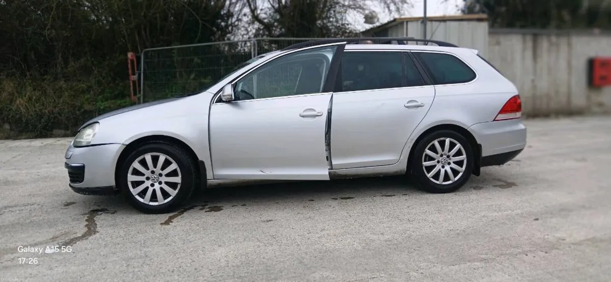 Car - Image 6