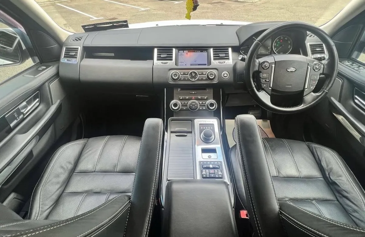 Range Rover Sport - Image 4