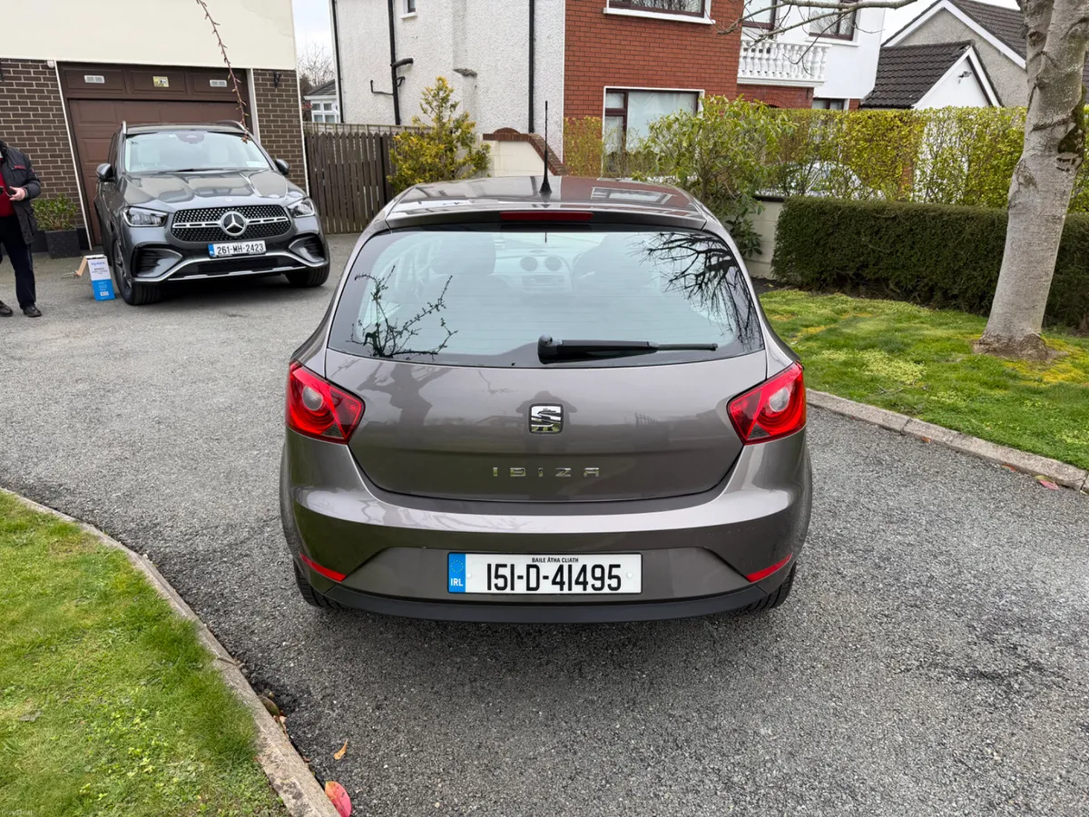 SEAT Ibiza 2015 low kilometres - Image 4