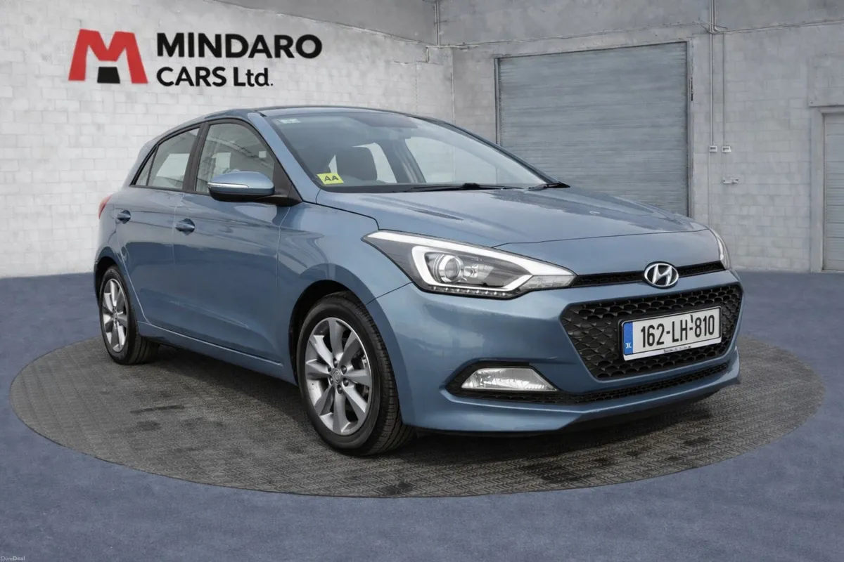 Hyundai i20 Deluxe//EXCELLENT CONDITION - Image 1