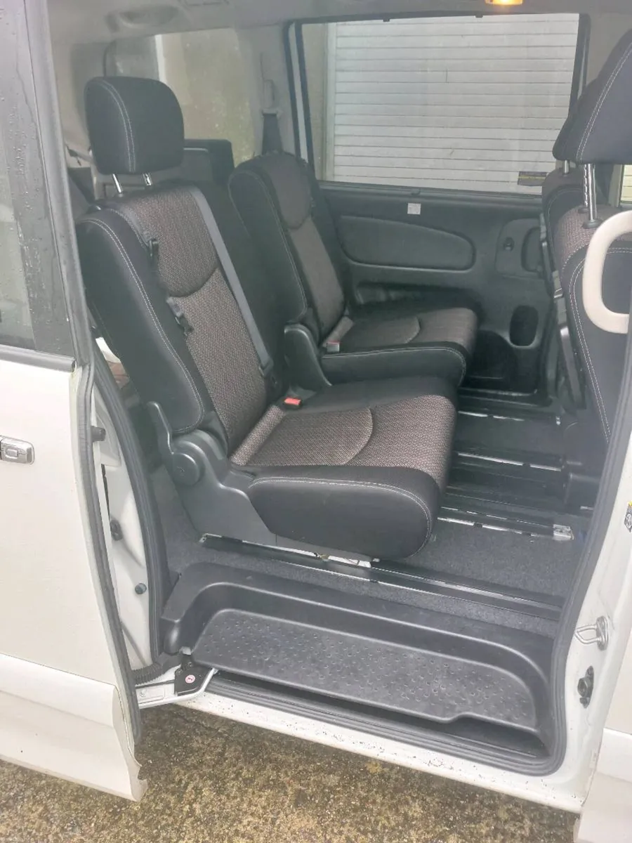 8 seater automatic - Image 2