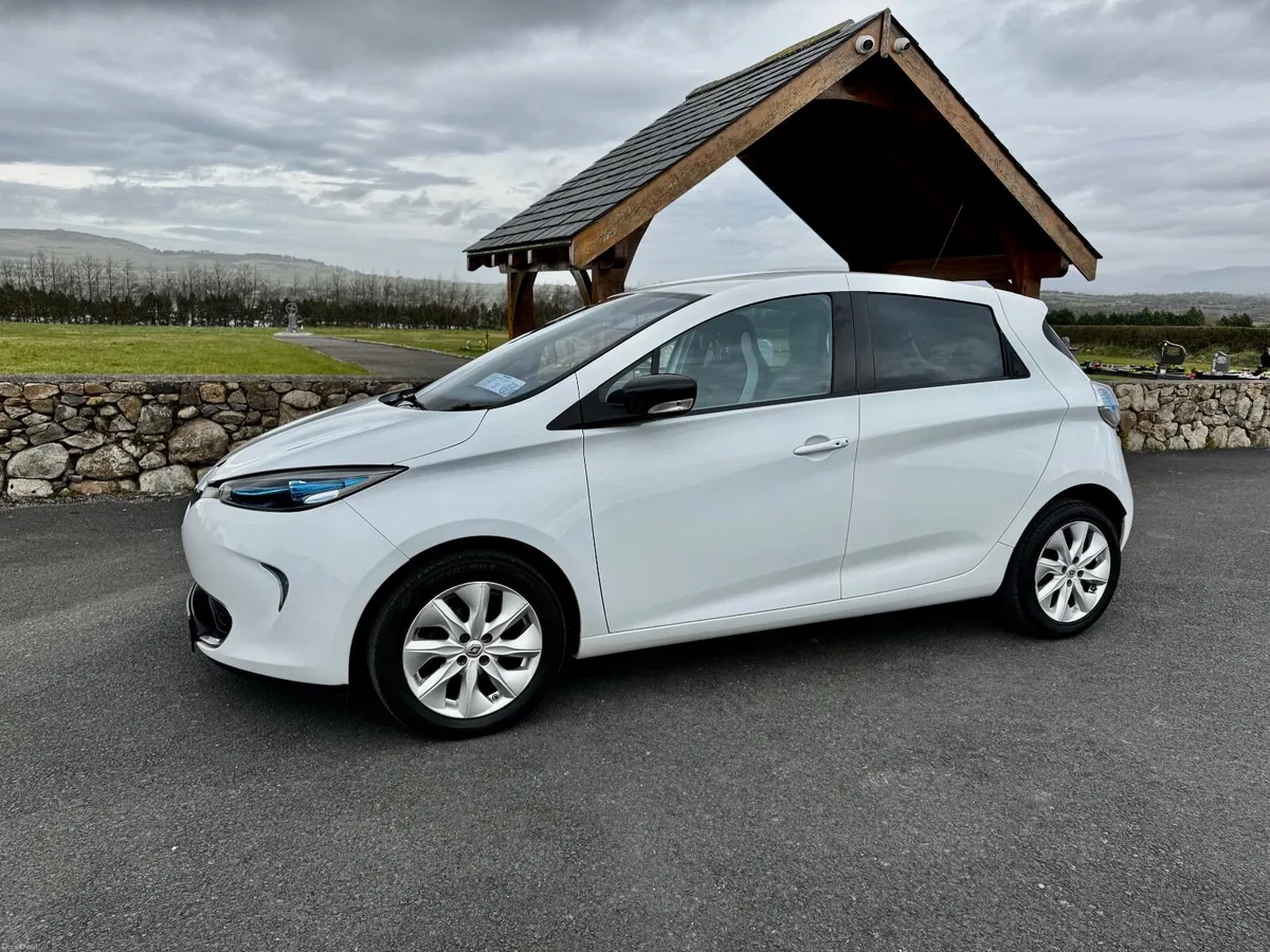 Zoe EV Auto 152 *NCT Today 05/27 & Tax 06/26*MINT - Image 4