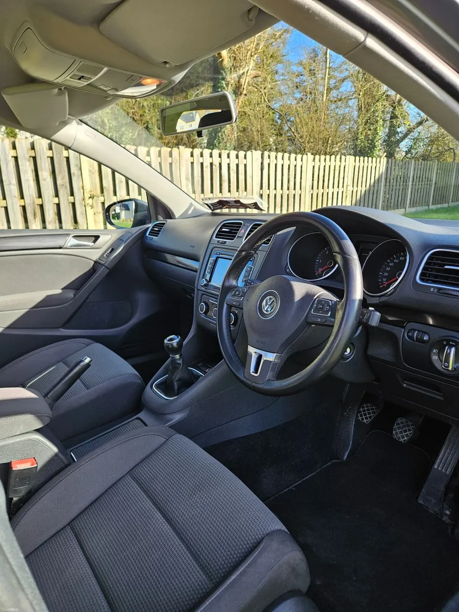 Volkswagen Golf 2012 - Image 4