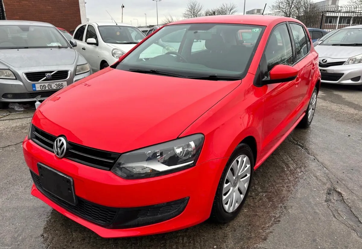 Volkswagen Polo 2013 automatic/ New Nct/ Warranty. - Image 3
