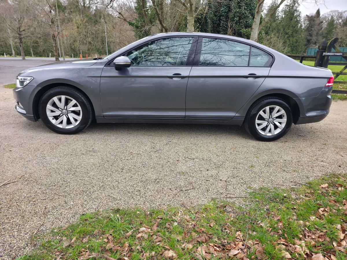 2016 VOLKSWAGEN PASSAT 1.6TDI (LOW KM) - Image 4