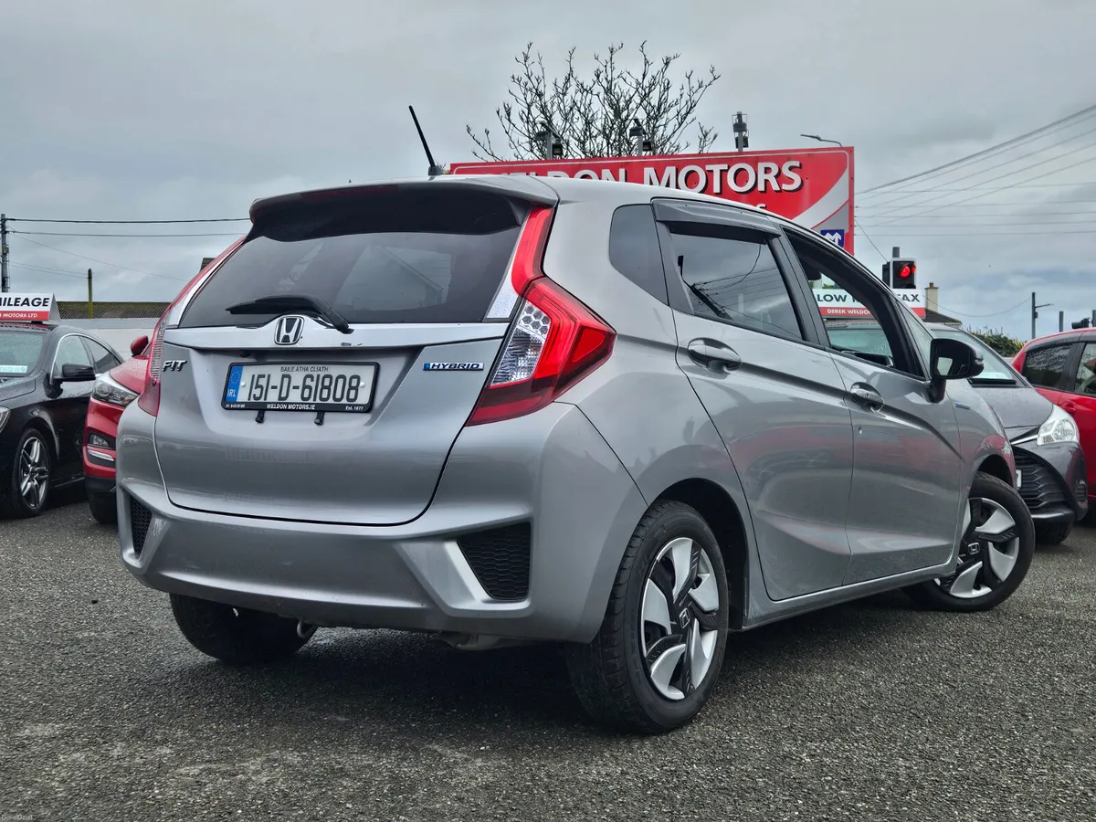 Honda Fit 2015 - Image 4