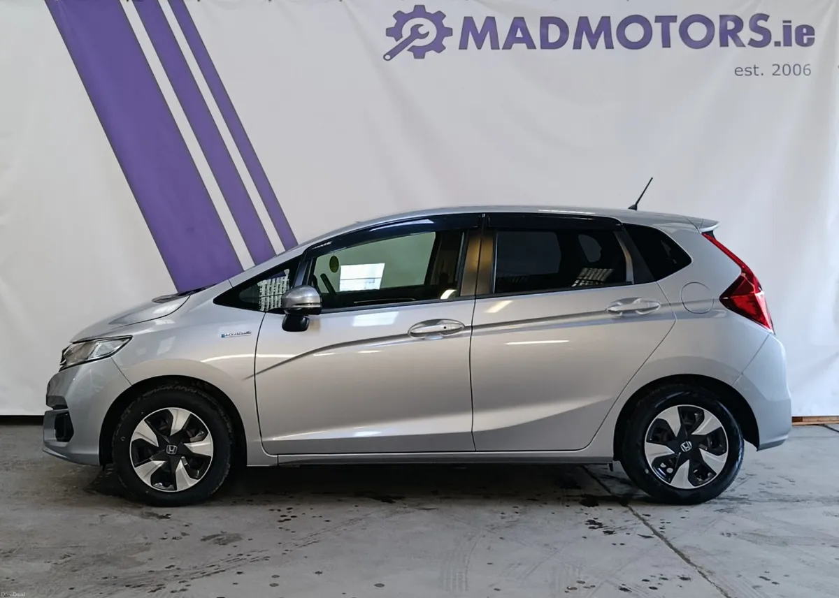(2yr Warranty) 201D Honda Fit 1.5 Petrol Hybrid - Image 4